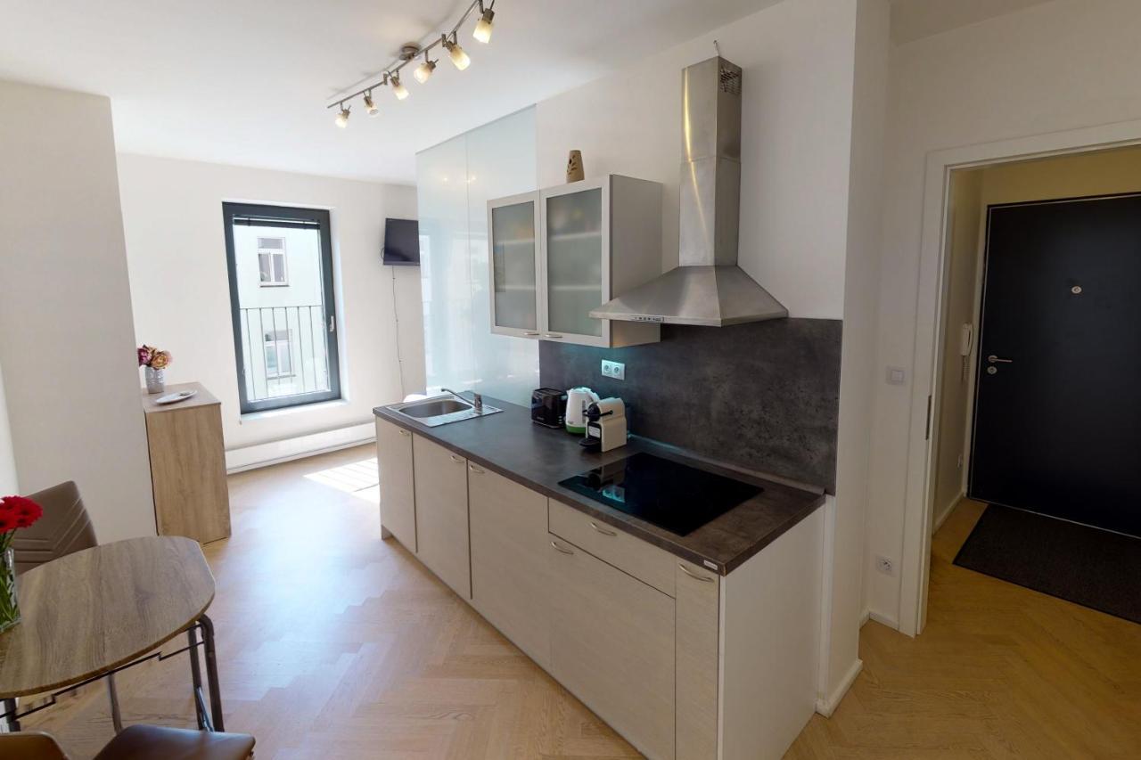 Onsite Free Garage Parking, 10min Centre By Bus * Praga